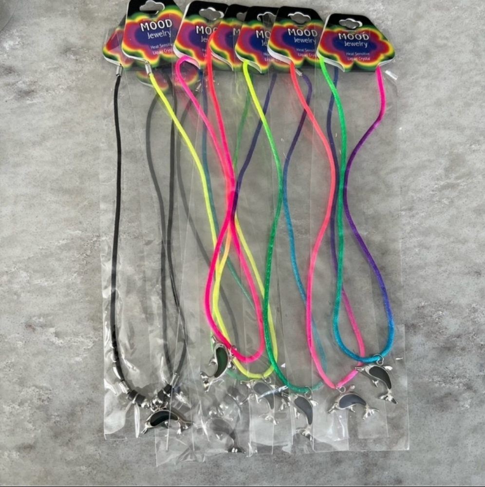 CUTE Dolphin Pendant Necklace (1) Mood Jewelry for Kids Children Tweens …